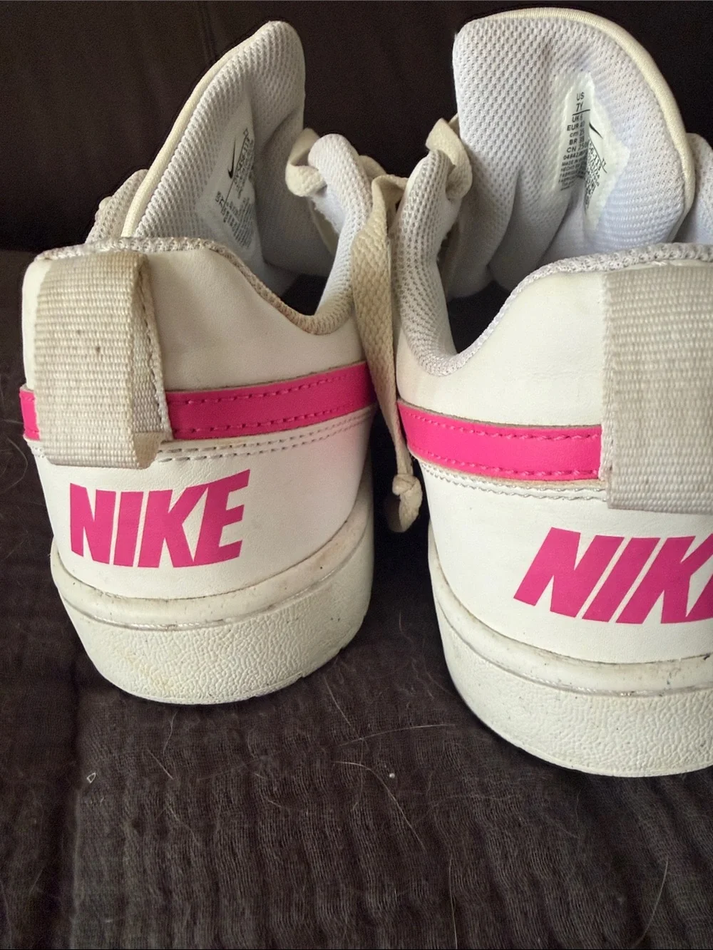 Nike White Sneakers with Hot Pink Swoosh- 7Y